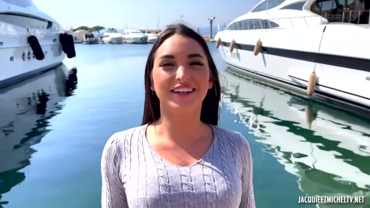 Sarah, 21, Hostess On A Yacht In Saint-tropez!_main_thumbnail