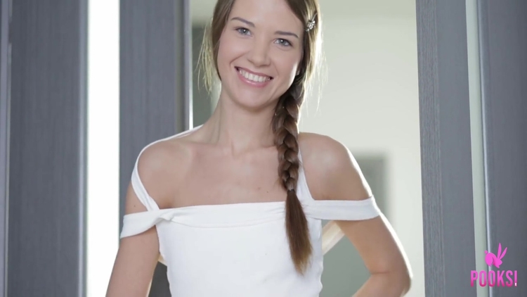 Skinny Coed Amely Makes Her Tight Pussy Cum With A Vibrating Toy!_main_thumbnail