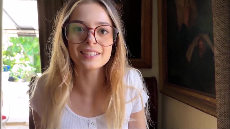 Molly Little The Secret Game_main_thumbnail