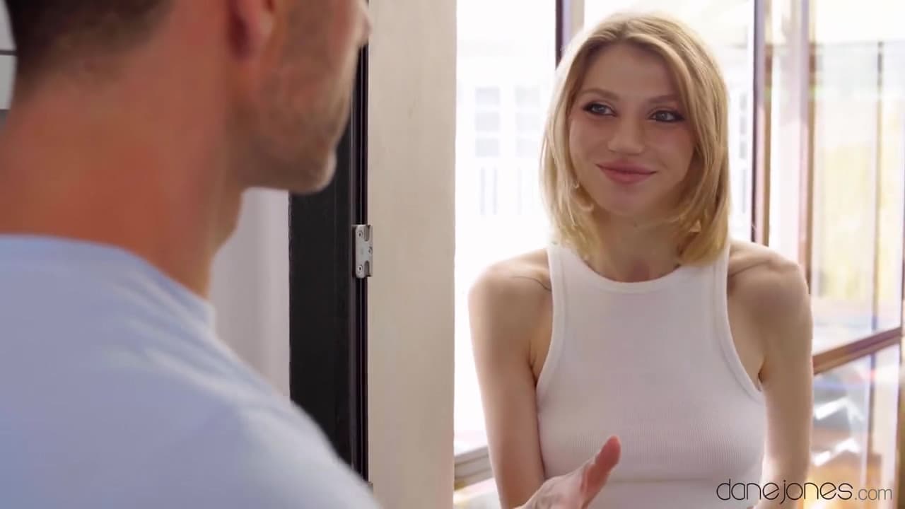 Blonde Fucks Her Big Dick Tenant Molly Devon, Marco Bull_main_thumbnail