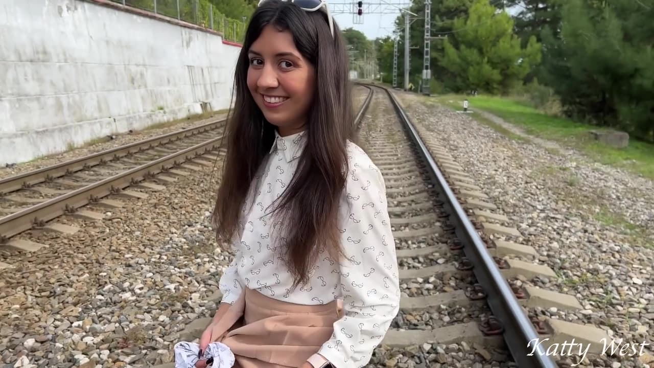 Incredible Porn Movie Outdoor Wild Exclusive Version_main_thumbnail