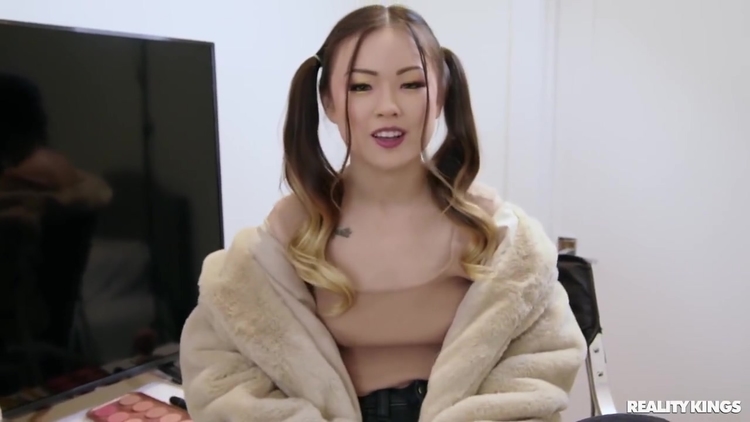 Passionate Asian Whore Lulu Chu Jaw-dropping Sex Movie_main_thumbnail