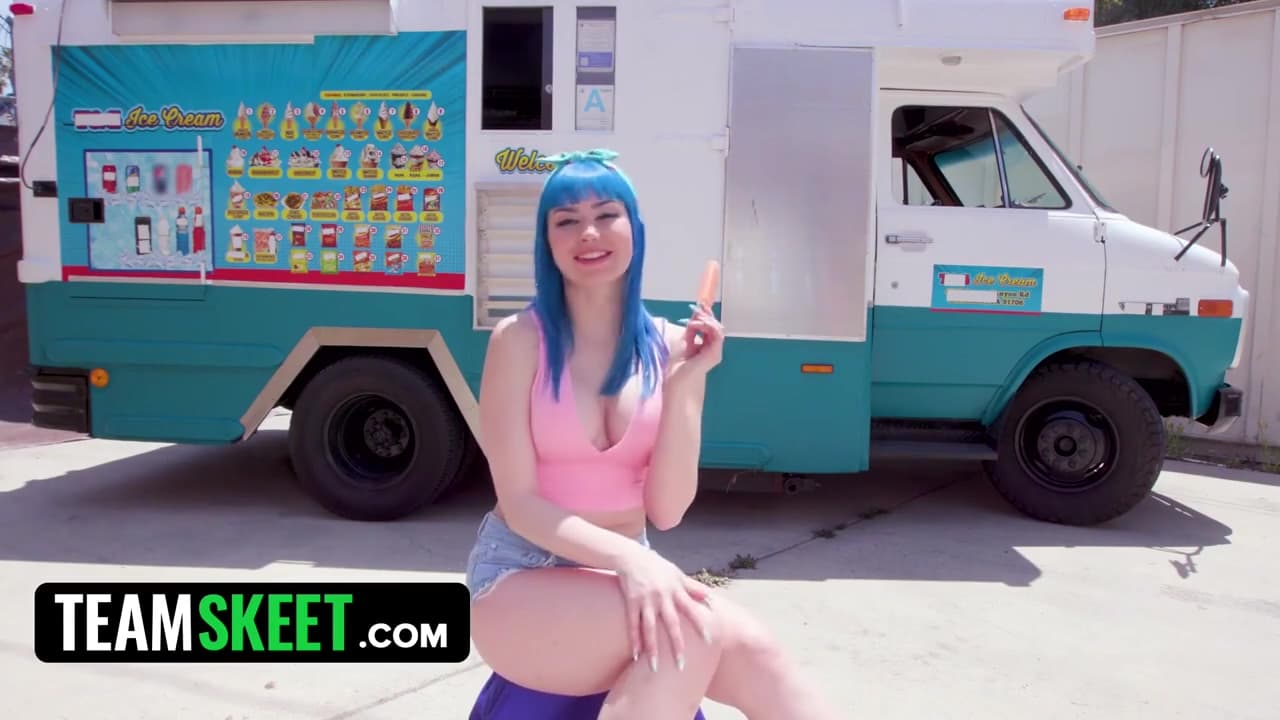 Gorgeous Jewelz Blu Does A Sex Interview And Fucks Cock For Ice Cream On A Hot Day_main_thumbnail