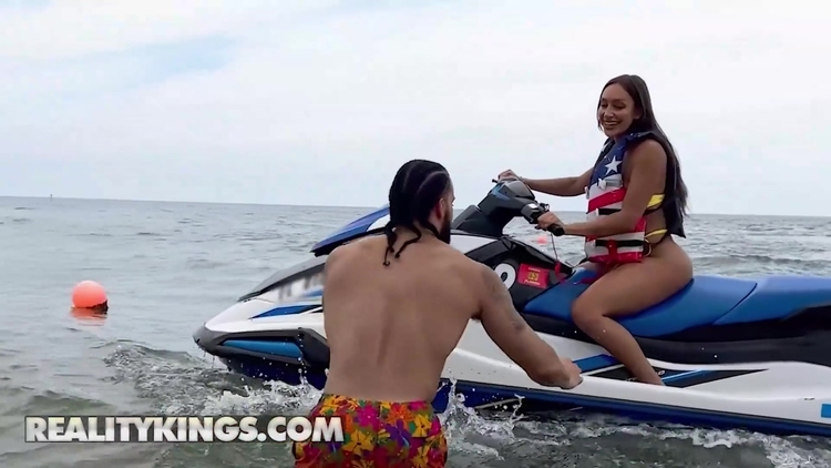 Sisi Rose Invites The Jet Ski Instructor At Her Hotel Room For The Fuck Of His Life_main_thumbnail