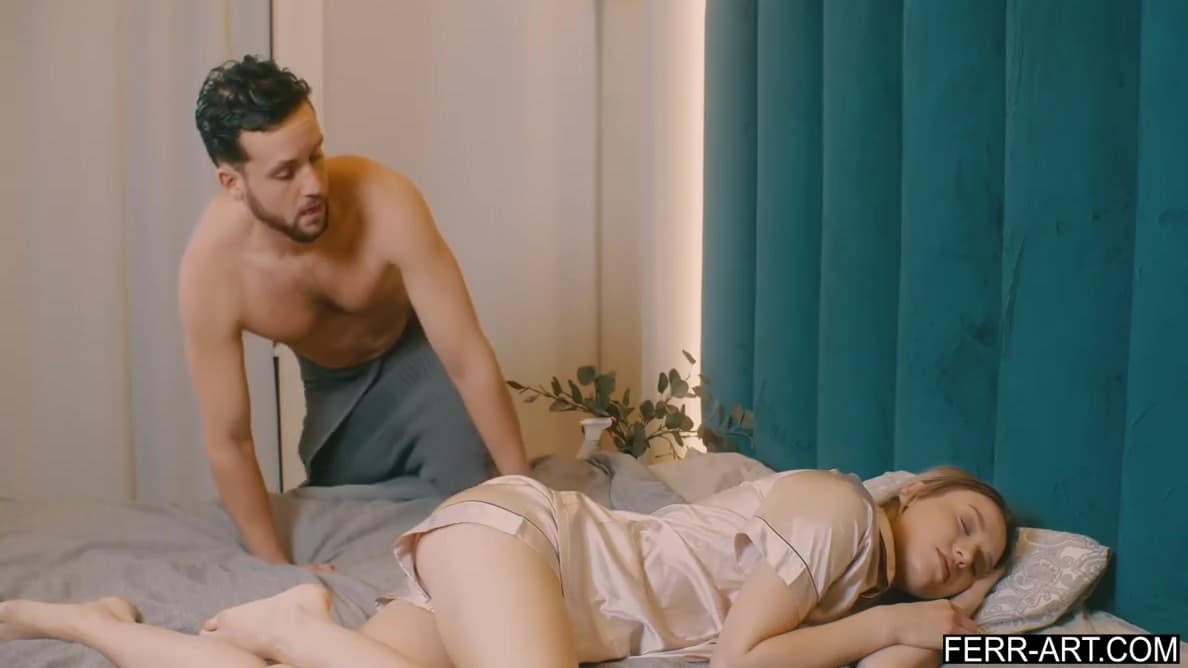 Sensuous Alex Chargers_main_thumbnail