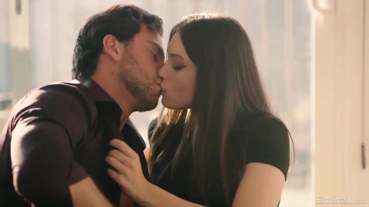 Side Fuck Video_main_thumbnail