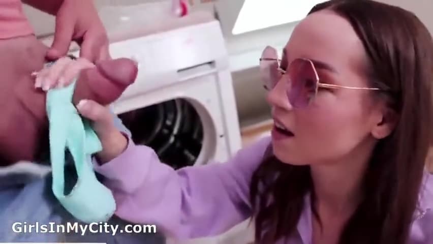 Tell Me Without Telling Me That Your Stepdaughter Is Disrespectful_main_thumbnail